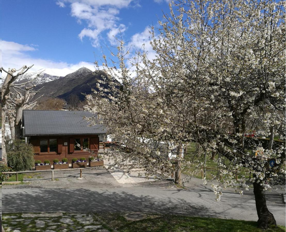 Bungalows Nou Camping La Guingueta D'Aneu Экстерьер фото