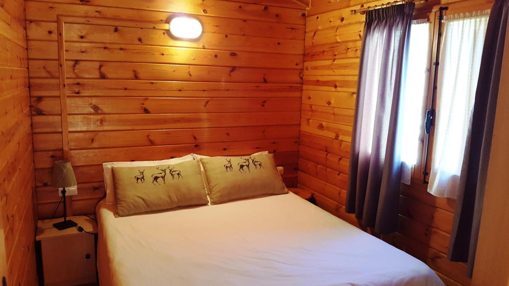Bungalows Nou Camping La Guingueta D'Aneu Экстерьер фото