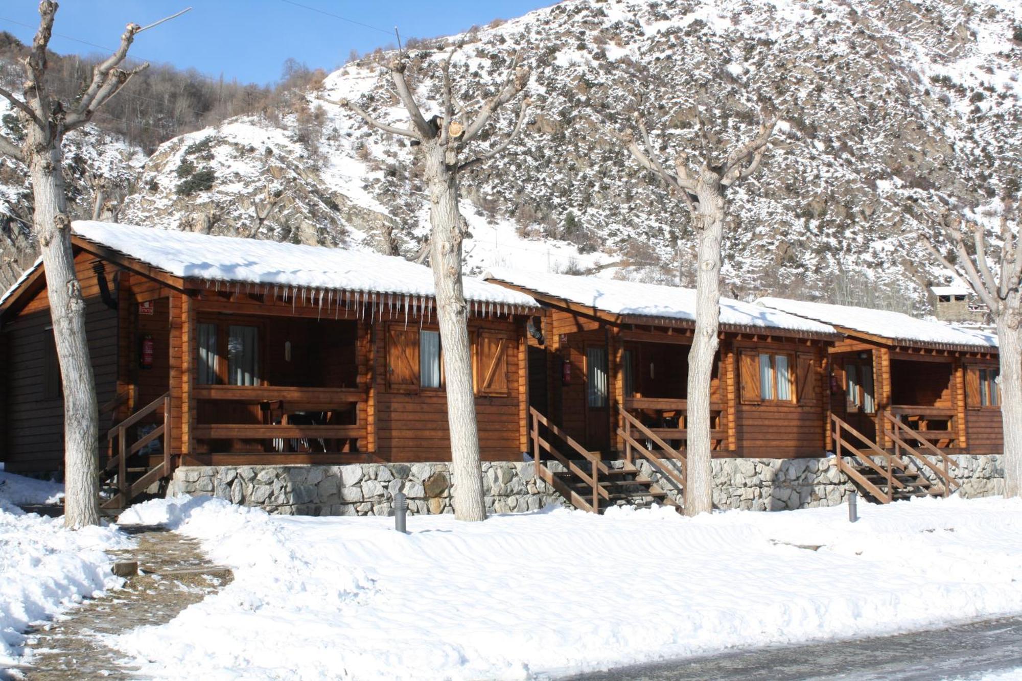Bungalows Nou Camping La Guingueta D'Aneu Экстерьер фото