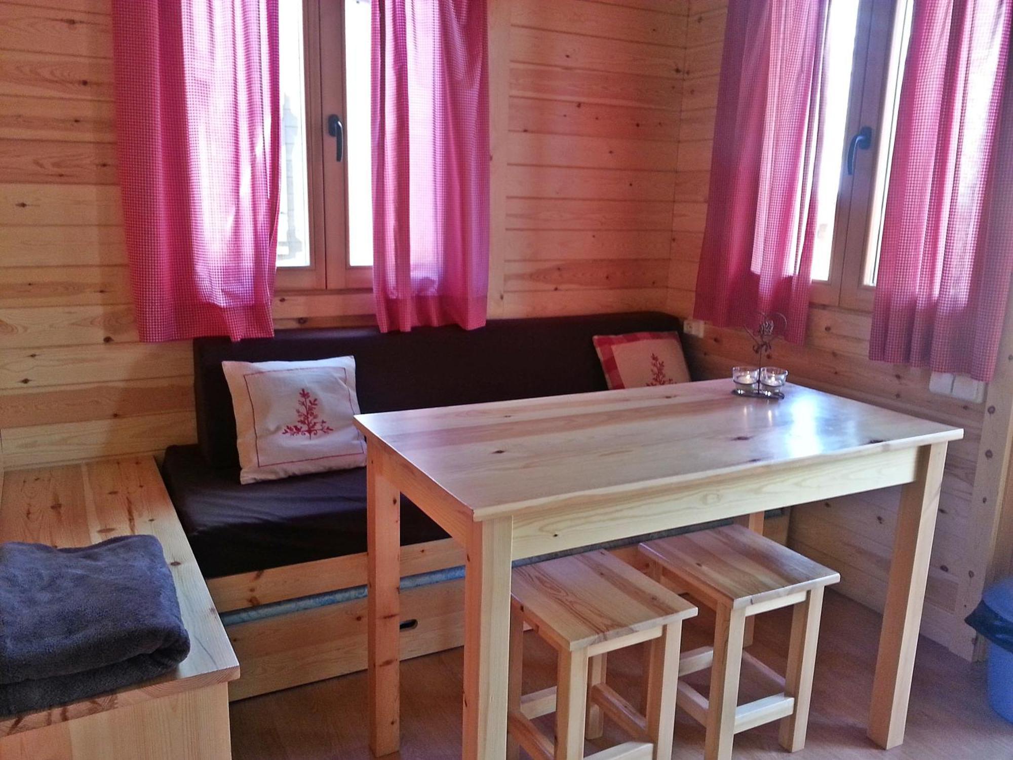 Bungalows Nou Camping La Guingueta D'Aneu Экстерьер фото