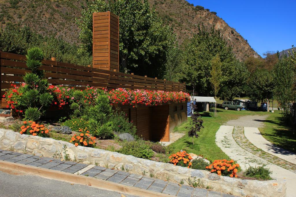 Bungalows Nou Camping La Guingueta D'Aneu Экстерьер фото