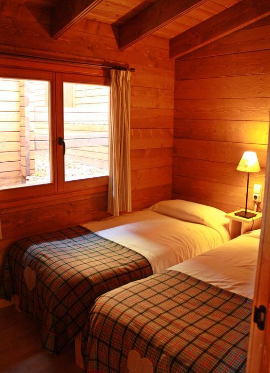 Bungalows Nou Camping La Guingueta D'Aneu Экстерьер фото
