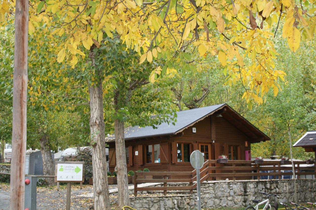 Bungalows Nou Camping La Guingueta D'Aneu Экстерьер фото